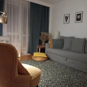 https://suzy-mokotw.warsawhotelspoland.com