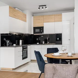 https://warsaw-apartments-1-sierpnia-street.warsawhotelspoland.com